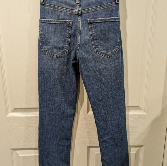 Zara Blue Jeans - Picture 2 of 3